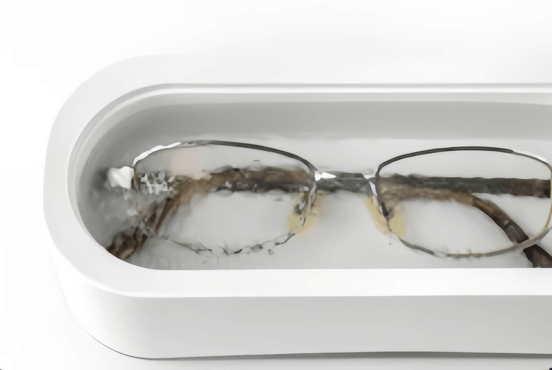 Why Using Ultrasonic Devices for Cleaning Glasses